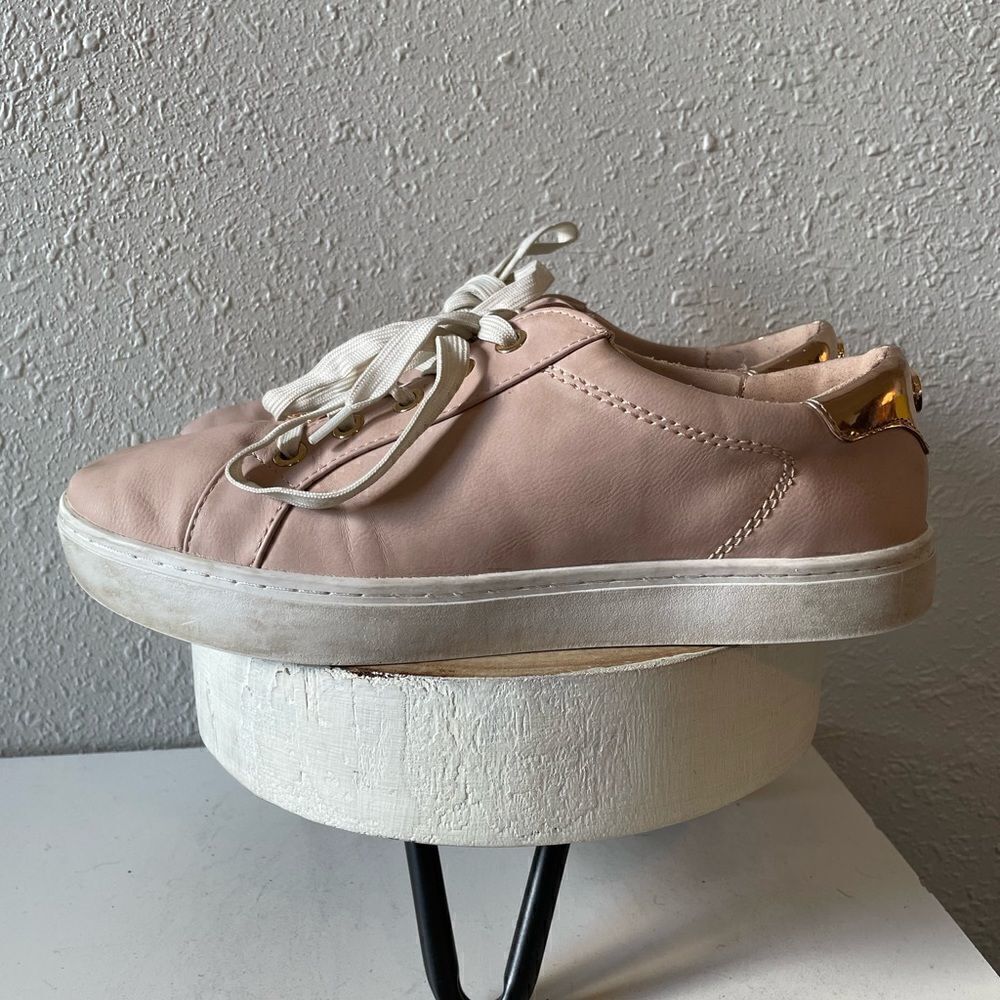 Liz Claiborne Pink Sneakers Size 8.5M